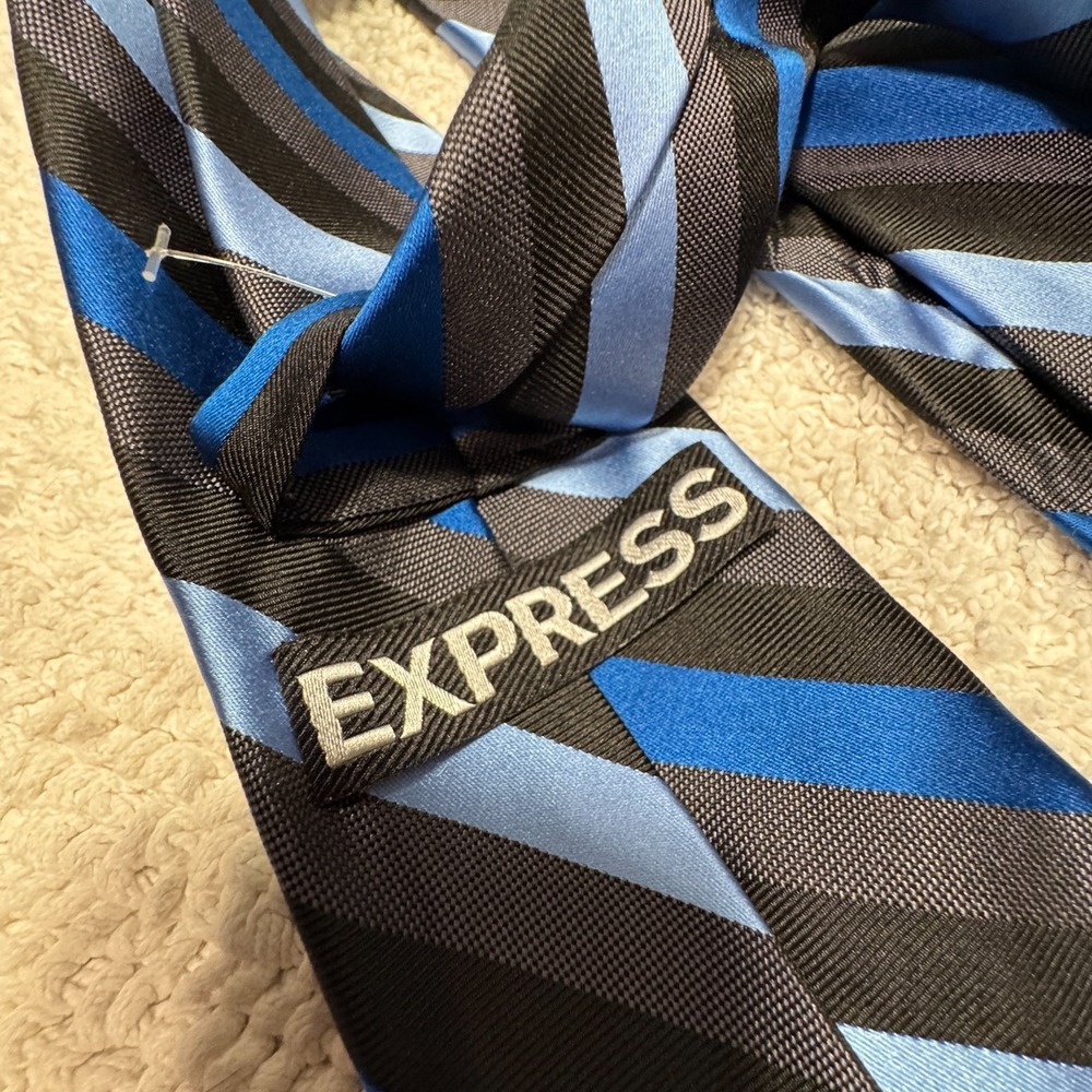 Express Tie Blue Black Diagonal Stripe 100% Silk Casual Old Money Necktie Casual - Picture 5 of 9